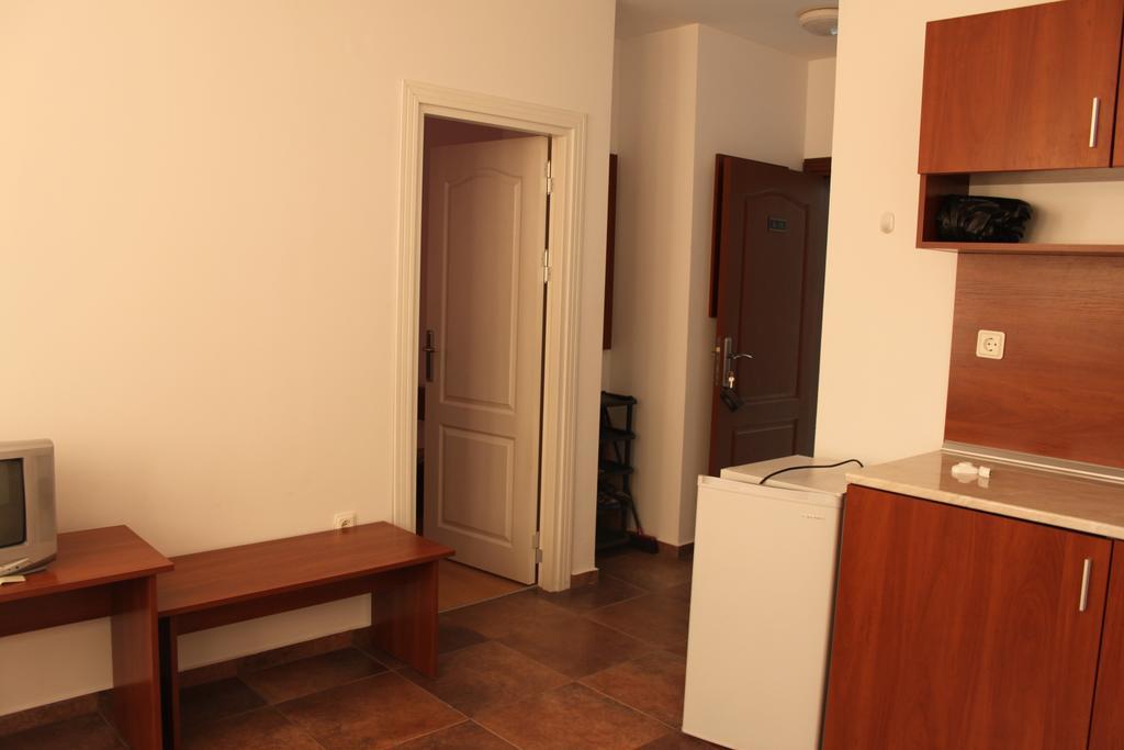 Abelia Residence Apartment Regina サニービーチ エクステリア 写真