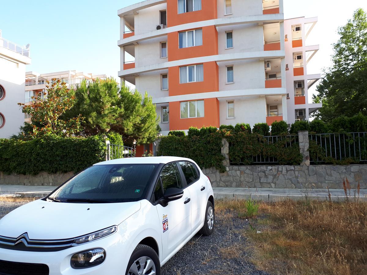 Abelia Residence Apartment Regina サニービーチ エクステリア 写真